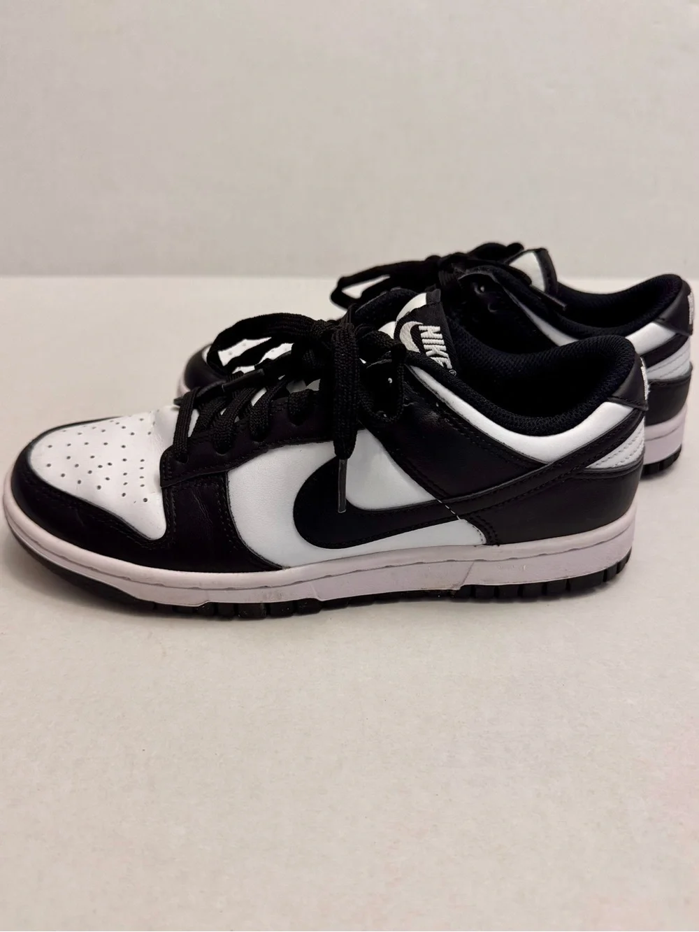 NIKE Dunks Low Panda Black White Shoes Sneakers Youth Size 7 Mens 7 Womens 8.5